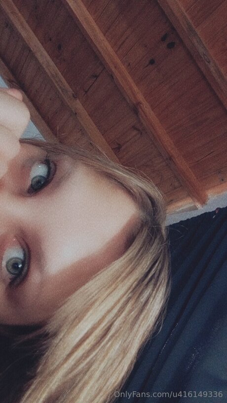 Cameronziegler pornstar naked photo