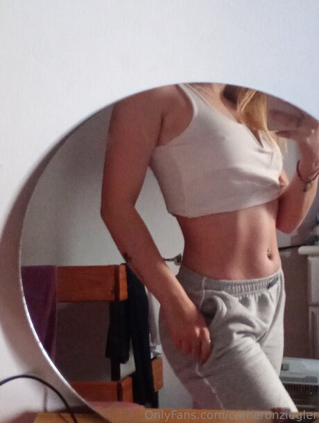 Cameronziegler model nudes photo