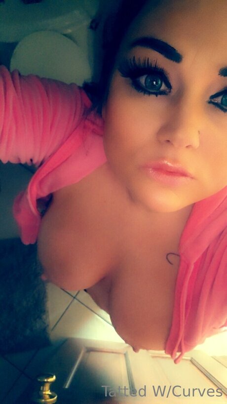 U225860105 erotic model images