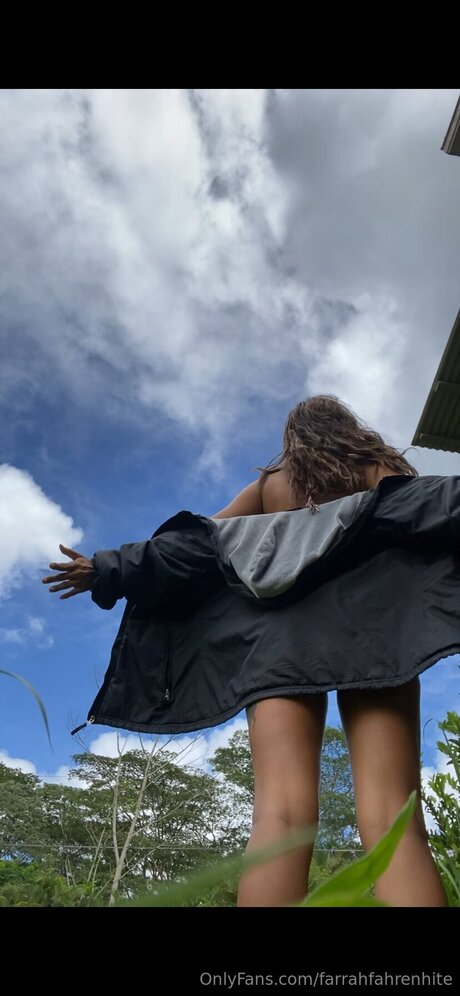 Farrahfahrenhite star perfect img