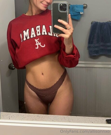 Allisonnxo sexy pornstar images