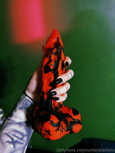 Umbratallons pornstar nude gallery