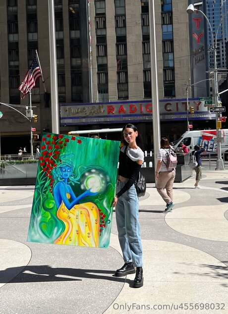 Asmrwitholivia star pornographic image