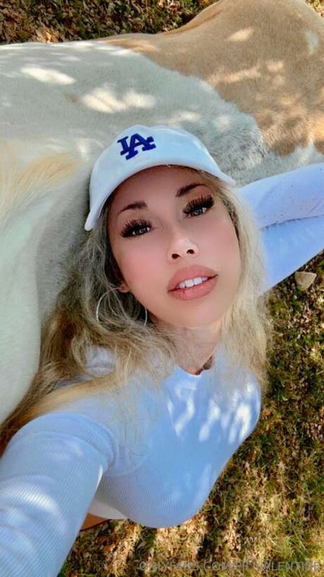 Pilivalentine top actress images