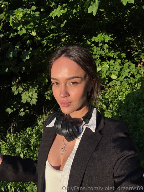 Violet Dreams69 model sexy galleries