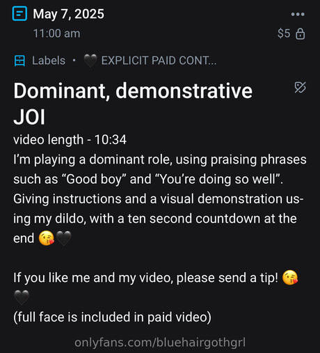 Bluehairgothgrl nude model gallery