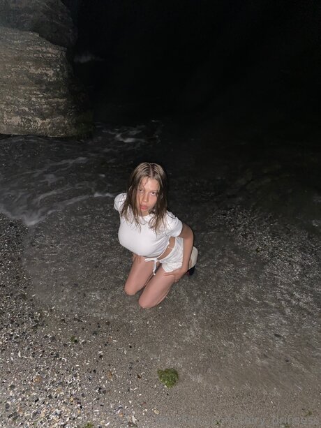 Fairy Prinsess naked model picture