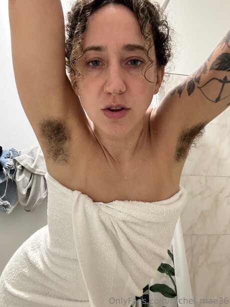 Rachel Mae36 naked pornstar image