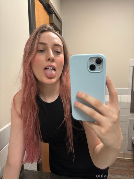 Onlyannabunny exclusive actress photos