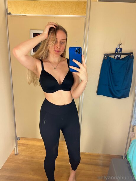 Onlyannabunny nude actress img