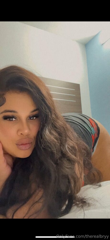 Therealbryy erotic pornstar photo