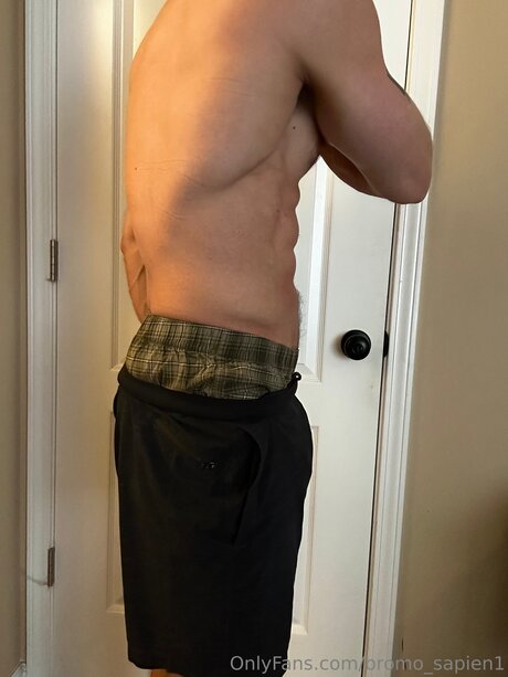 Bromo Sapien1 model beautiful pic