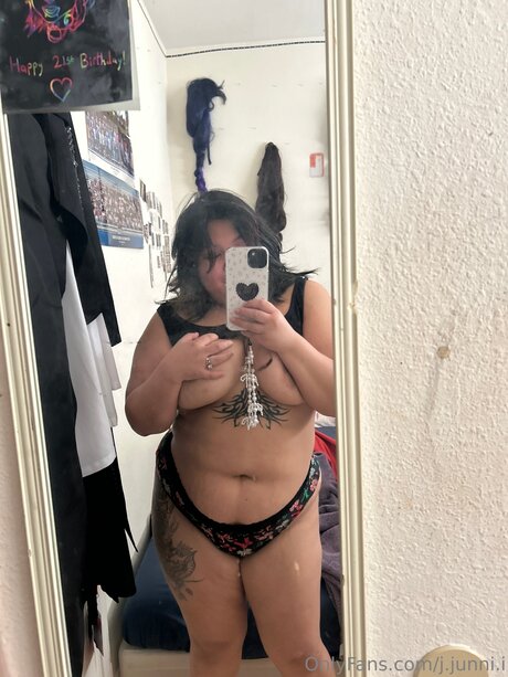 J Junni I star xxx images