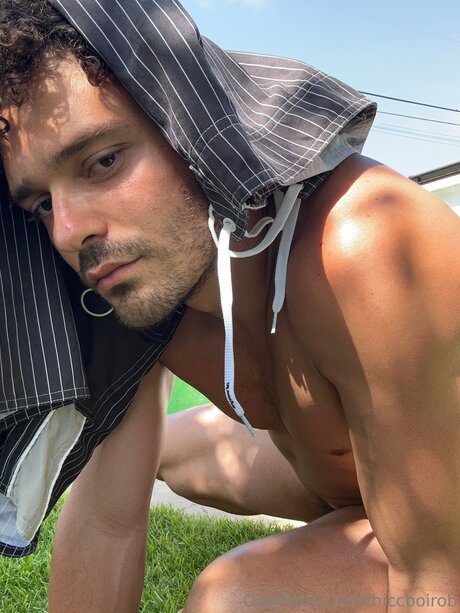 Thiccboirob erotic star photo