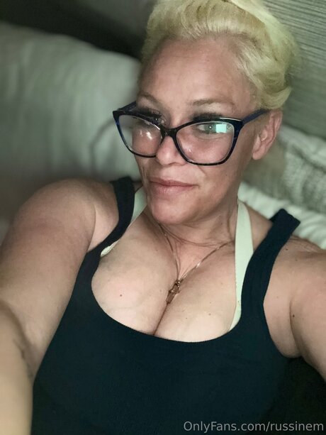 Russinem art pornstar img