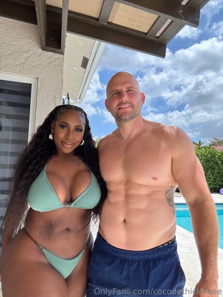 Cocodethickfreee sex actress photos