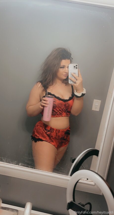 Heyitsaddi star perfect picture