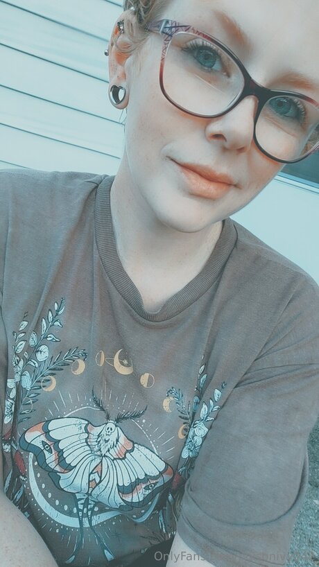 Poisonivy042 pornstar pretty image