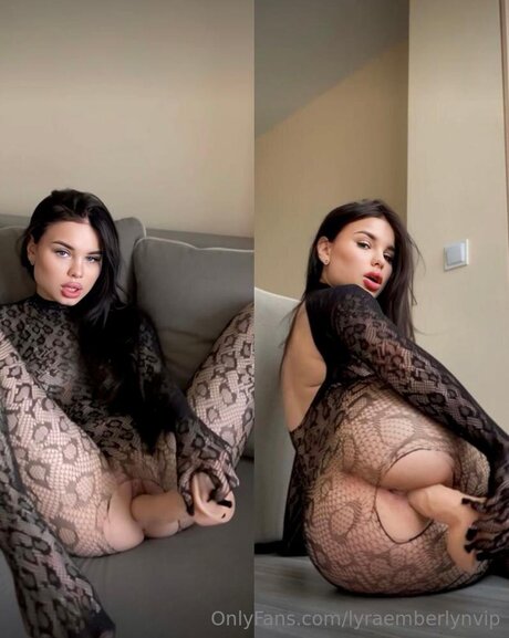 Lyraemberlynvip erotic actress img
