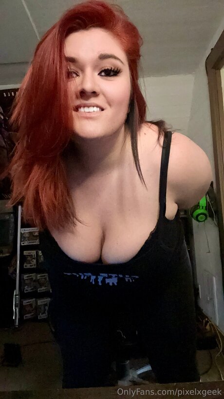 Pixelxgeek model pretty photos