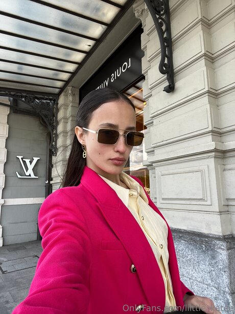 Lilttle Katee exclusive actress pic