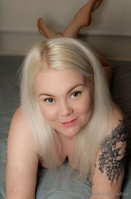 Henksumfree pornographic actress images