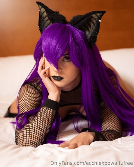 Ecchiexpowaifufree model free picture