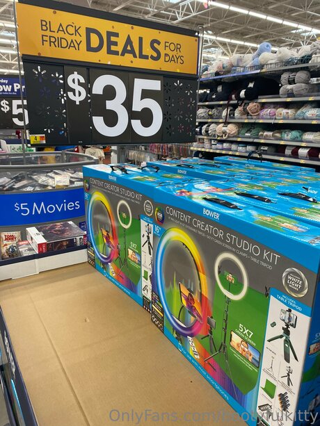 Bootyfulkitty exclusive pornstar picture