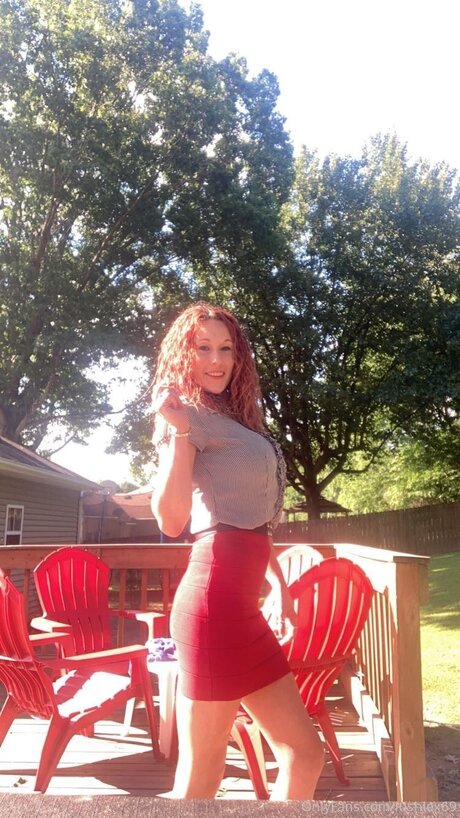 Lushlex69 model xxx gallery