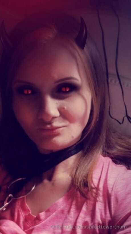 Spikette beautiful actress image