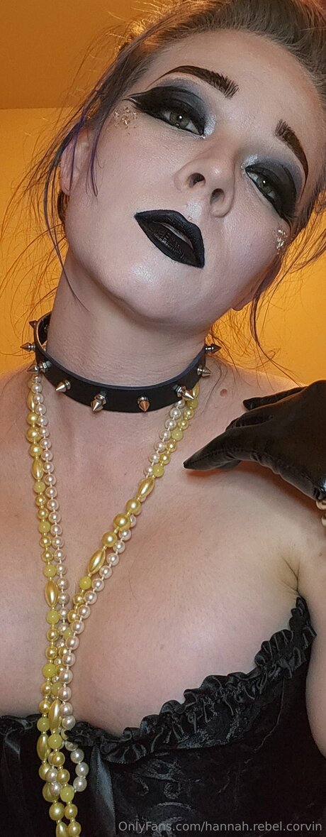 Hannah Rebel Corvin model erotic pic