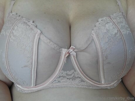 Kirby L0ve pornstar exclusive pics