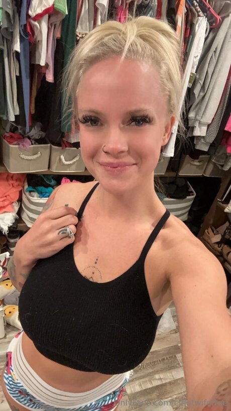 Cjhotwifefree nice star images