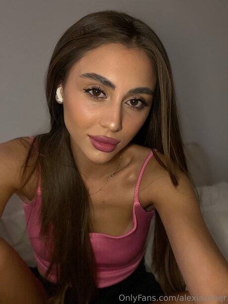 Alexiaasher model art photos