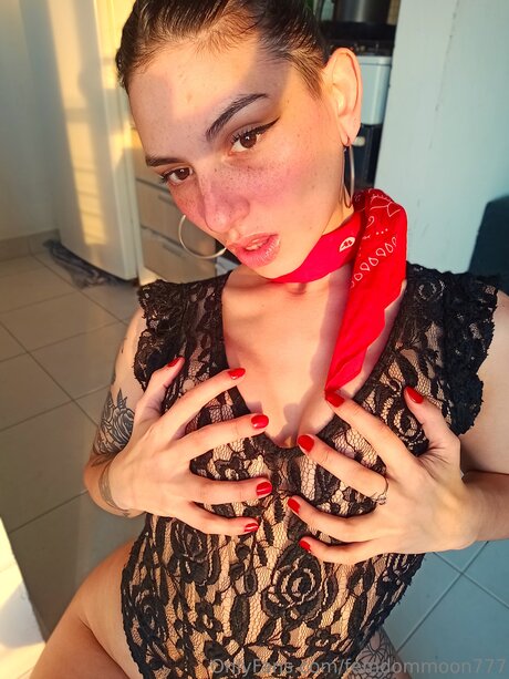 Baddieluna777 model perfect galleries