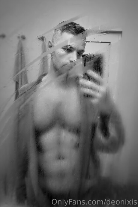 Deonix Free pornstar perfect pic