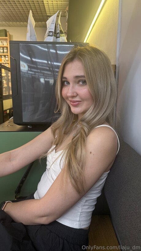 Liaju Dm art star pictures