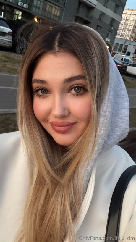 Liaju Dm pornstar sexy picture