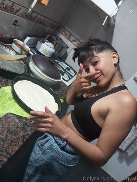 Luzgyal naked pornstar pics