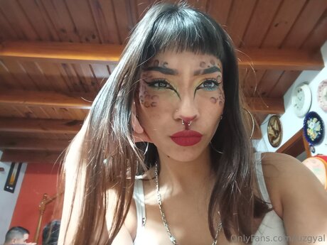 Luzgyal star pornographic images