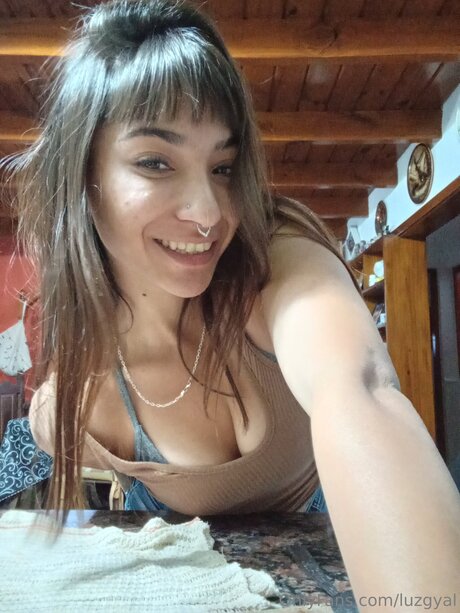 Luzgyal sexy actress galleries