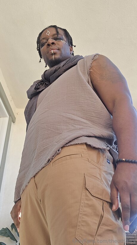 Theothercy sexy pornstar image