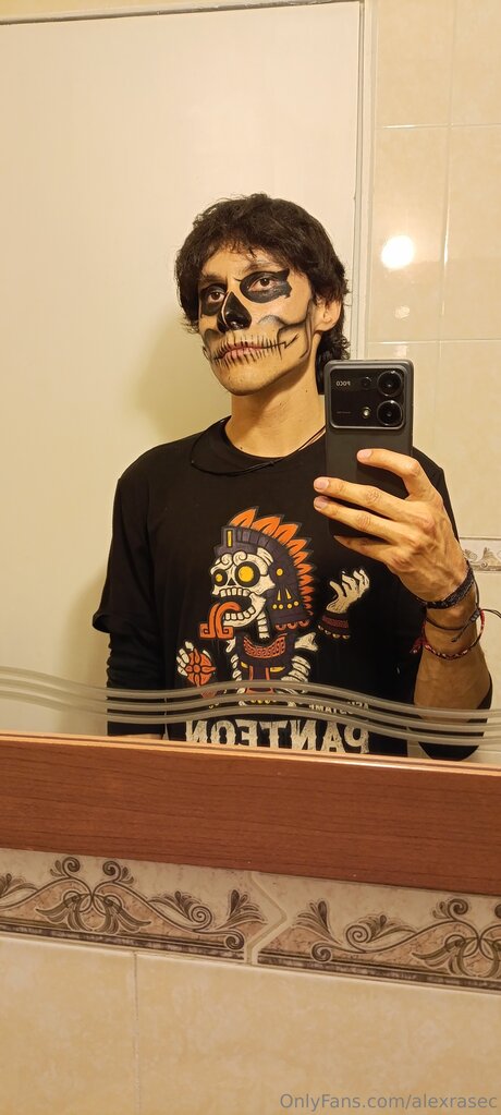 Alexrasec pornographic star images