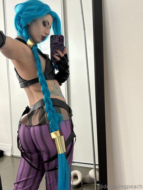 Decayingpeach erotic model img