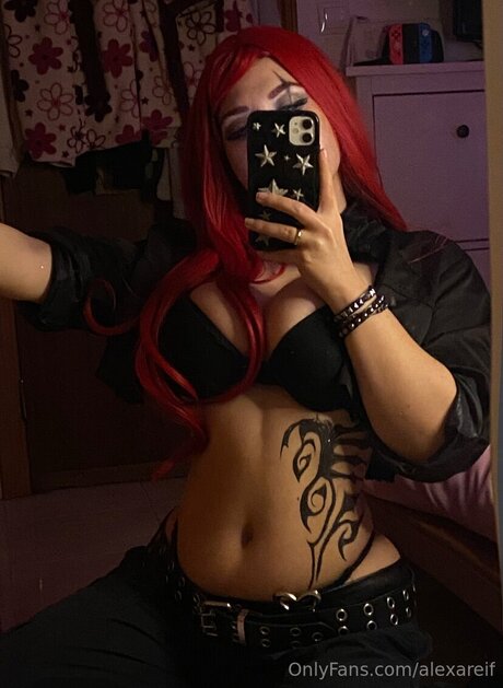 Alexareif model nudes image