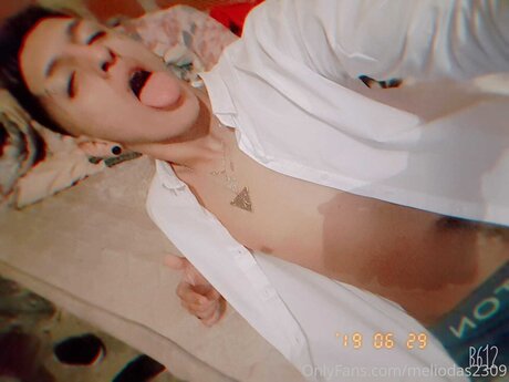 Meliodas2309 pornstar pretty img