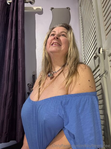 Nikkyfreenylee porn model galleries