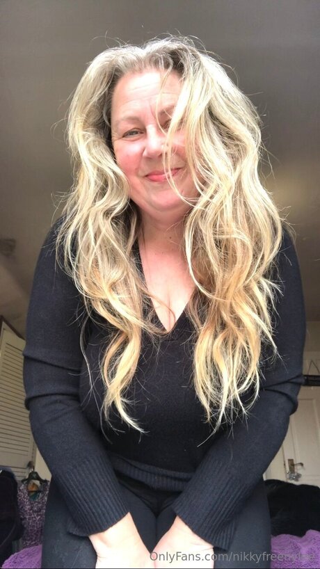 Nikkyfreenylee star free photos