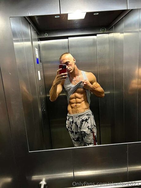 Alexfox2021 nudes actress image