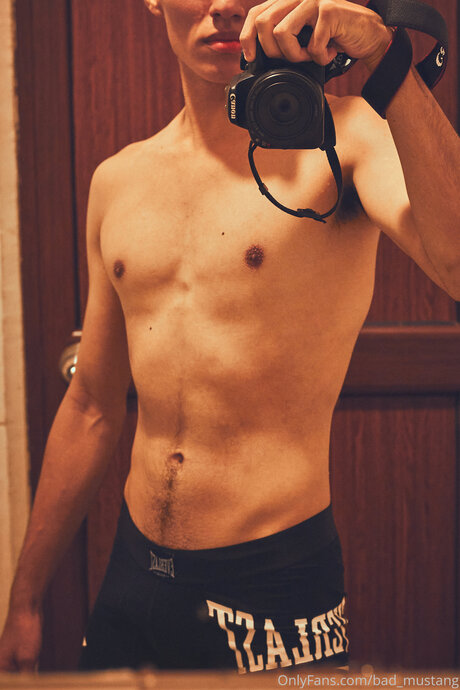 Bad Mustang pornstar sex img